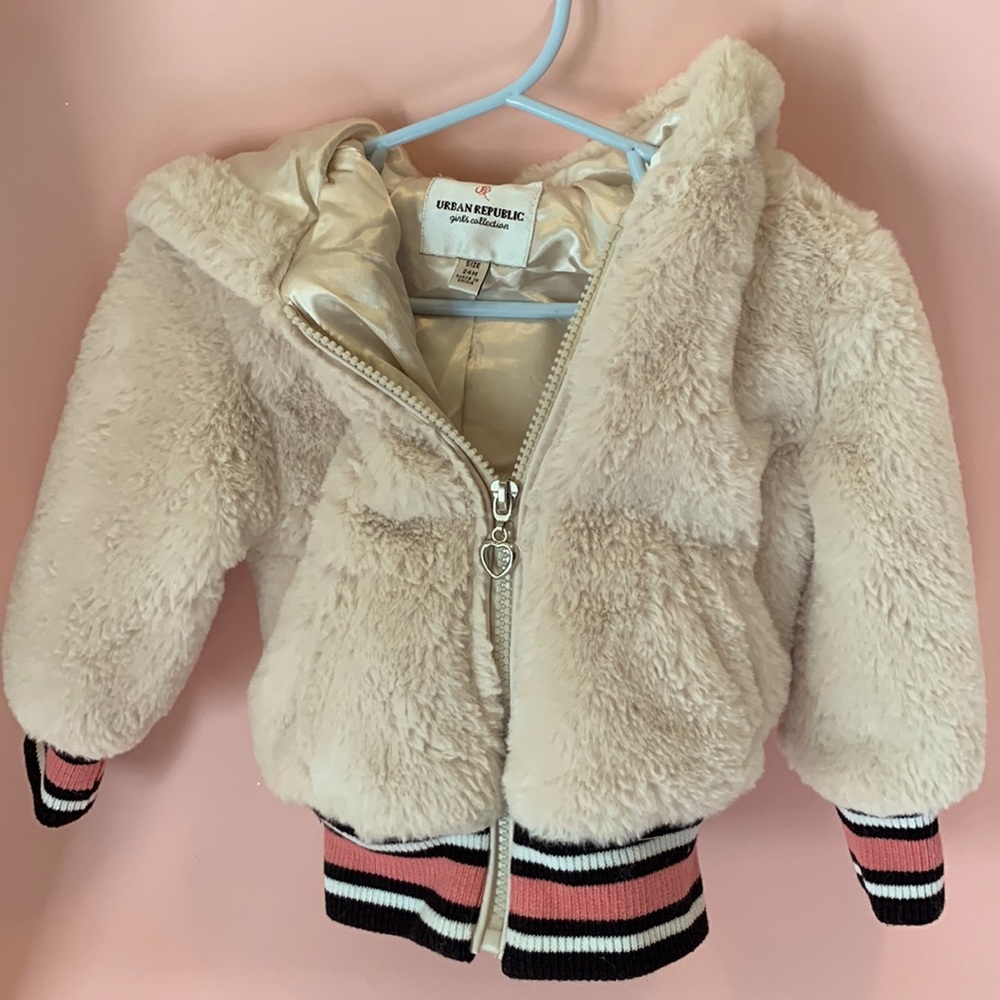 NWOT Urban Republic 24mon satin lined Sherpa hooded jacket